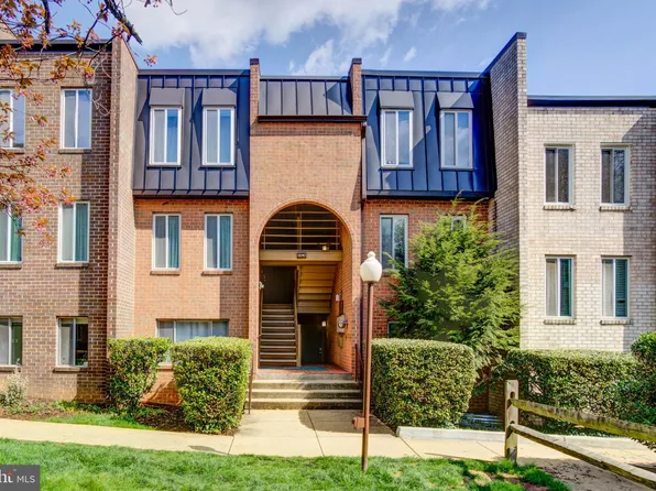 5010 7th Rd S APT 202, Arlington, VA 22204