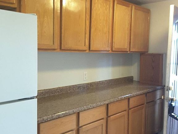 4th image of 54253 Southwood Dr
