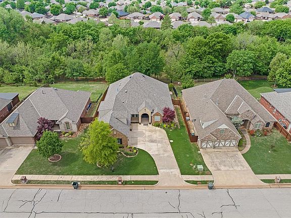 3rd image of 2325 Flint Ridge Rd