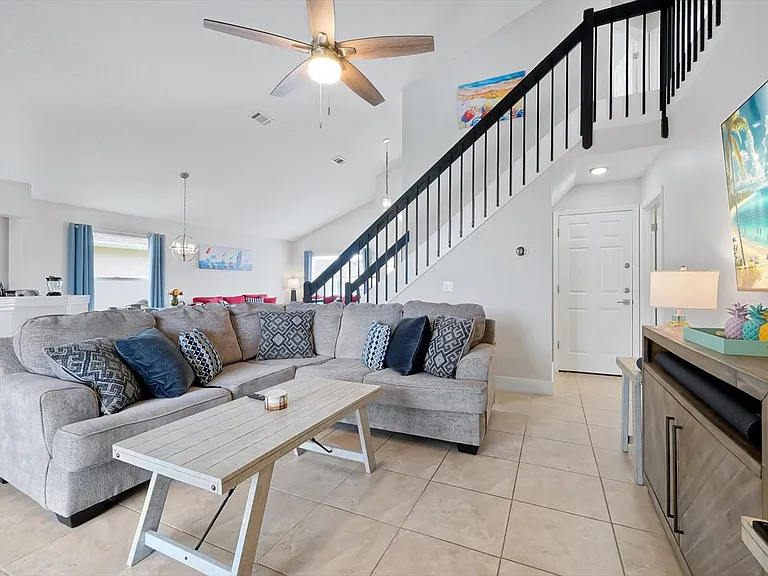 408 Jaybee Ave — Photo 20