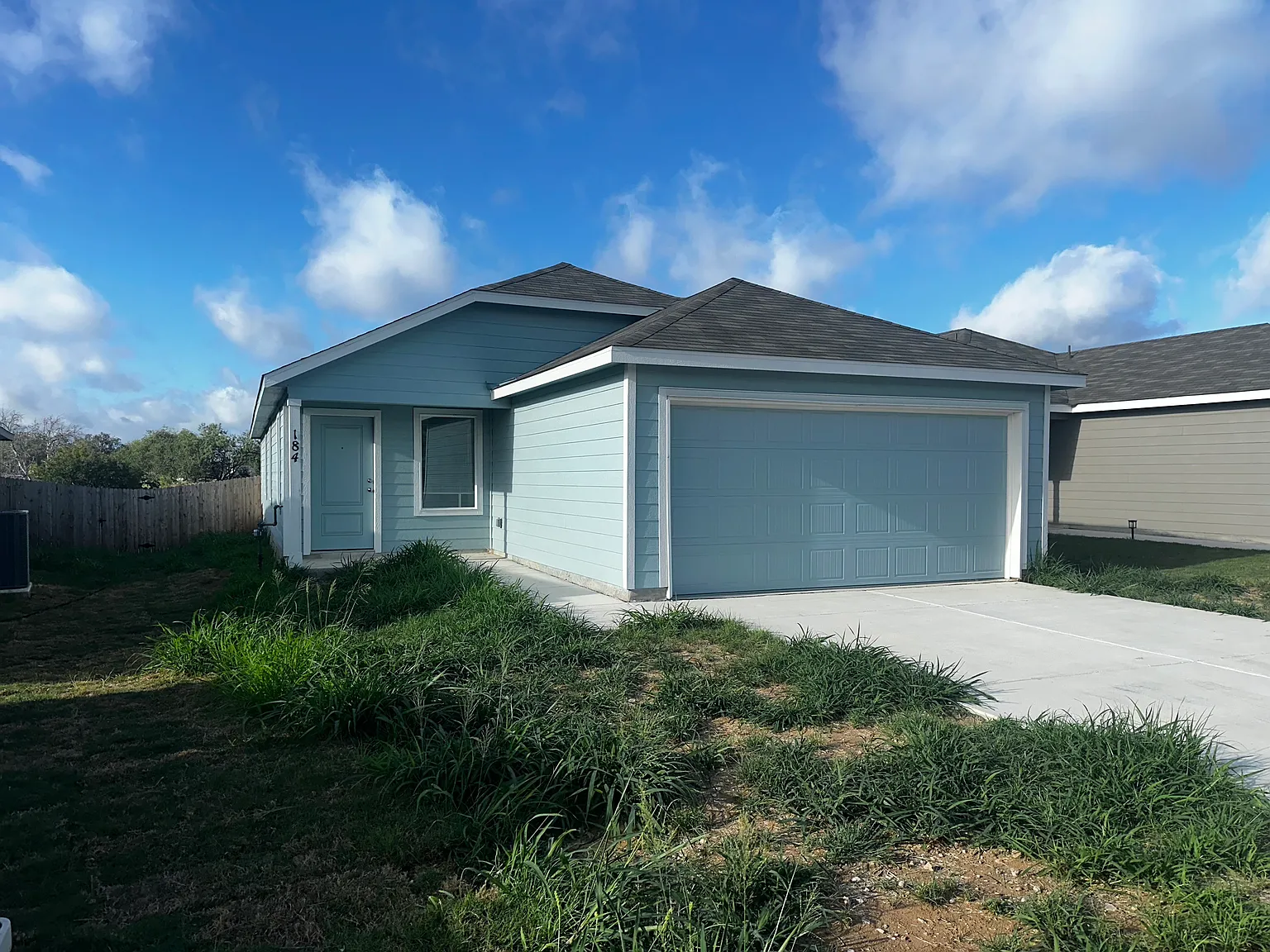 4 bed, 1575 sqft, $1,695 — Photo 2