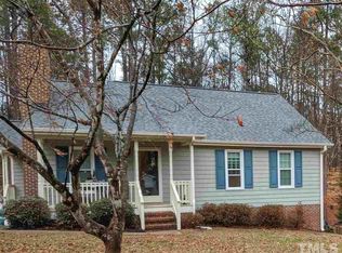 221 Evesham Ct, Wake Forest, NC 27587