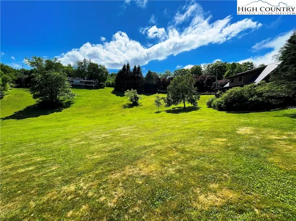 0 Hwy 221 South Highway, Blowing Rock, NC 28605