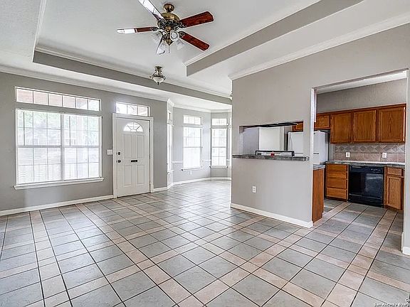2nd image of 1119 Pasadena