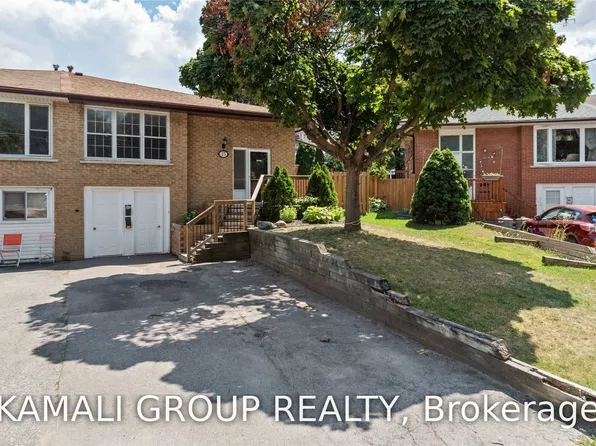 15 Walter Ave, Newmarket, ON L3Y 2T2