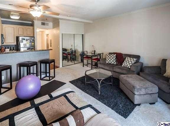 4th image of 300 N El Molino Ave Unit 203