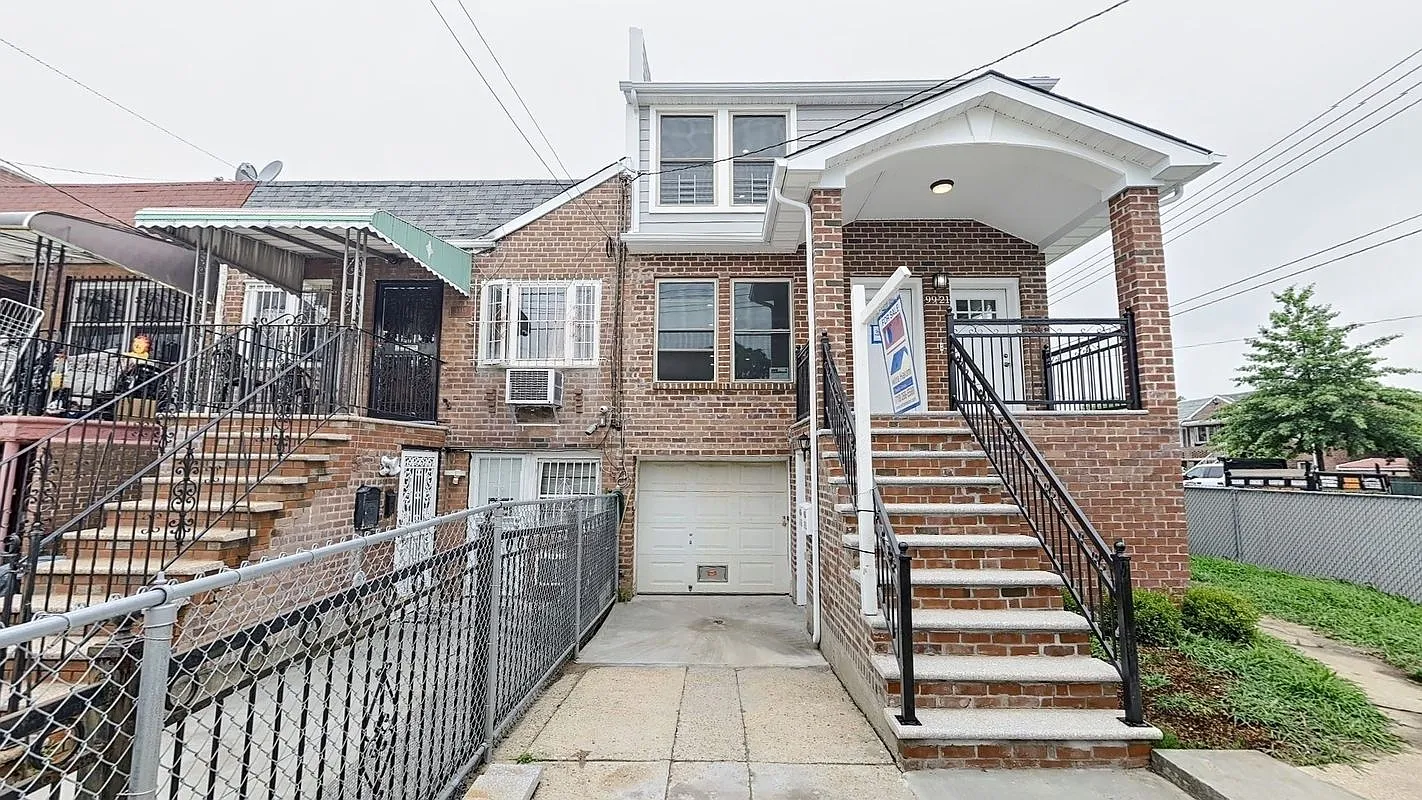9921 Avenue K photo 1