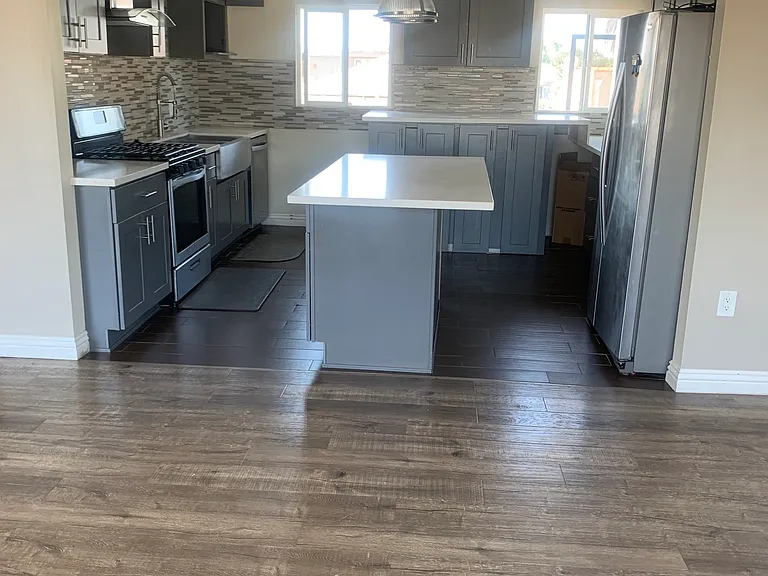 1732 W 104th St — Photo 34