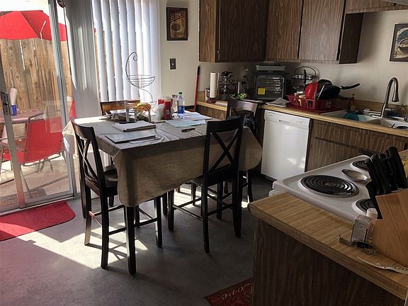 4th image of 888 Cherrywood Way Unit 4