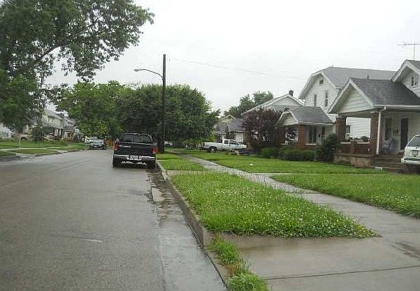 2nd image of 1820 Morey Ave