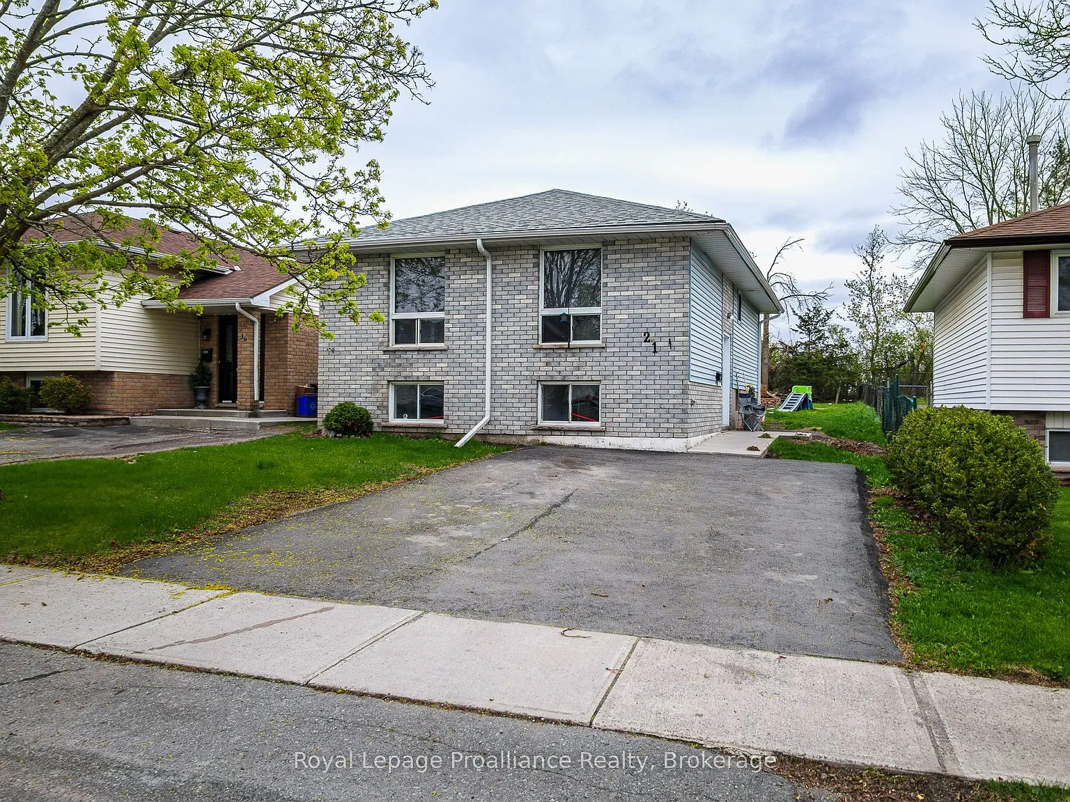 2 bed, $2,000 — Photo 1