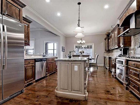4th image of this home