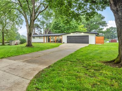 914 7th St NE, North Canton, OH, 44720