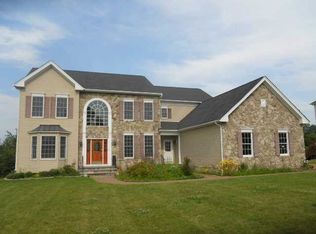 45 Sunflower Cir, Wappingers Falls, NY 12590