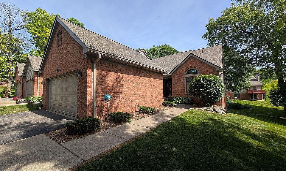 1st image of 1032 Rosewood Ct