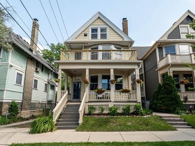 1550 E Irving PLACE, Milwaukee, WI, 53202