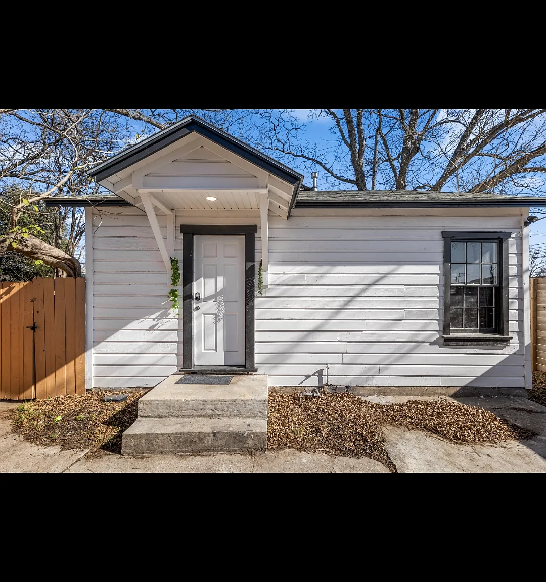 2 bed, 900 sqft, $1,900 — Photo 2