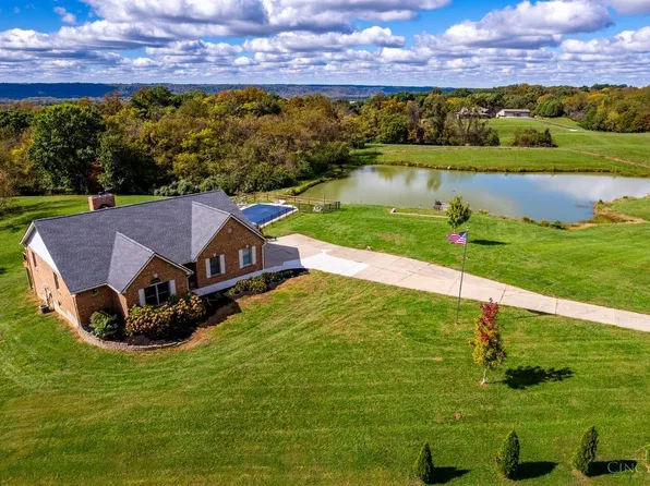 9275 West Rd, Cleves, OH 45002