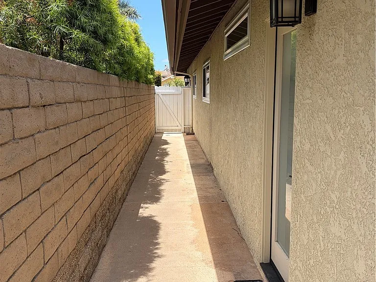 18886 Mount Walton Cir — Photo 60