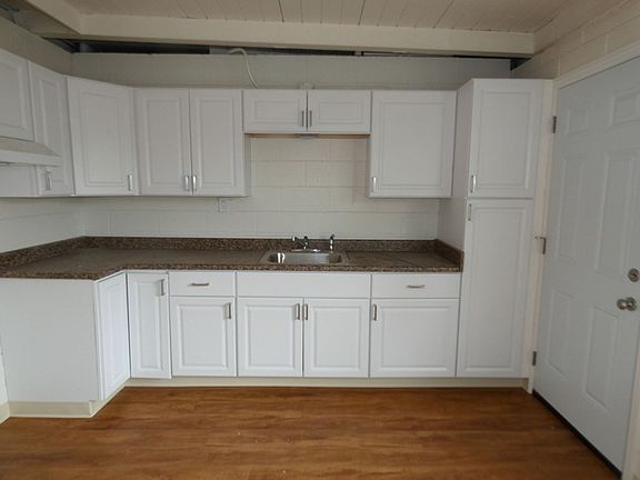 4th image of 1016 W Fesler St #B
