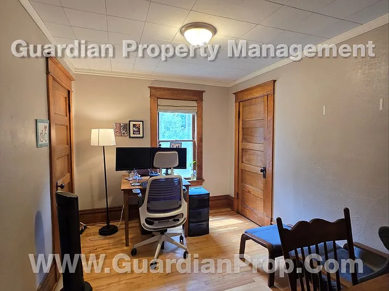 817 Stryker Ave — Photo 13