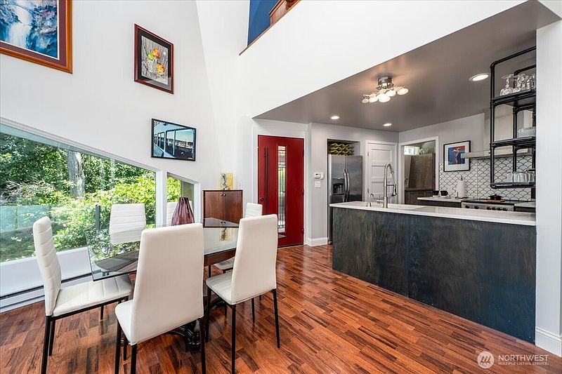 5th image of 1857 Cascade View Drive