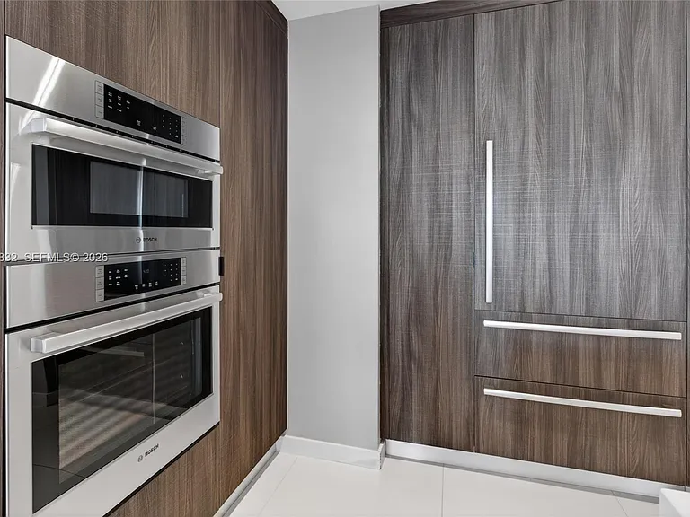 851 NE 1st Ave #3201 — Photo 34