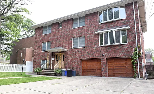 206 New York Ave #2 Photo 1