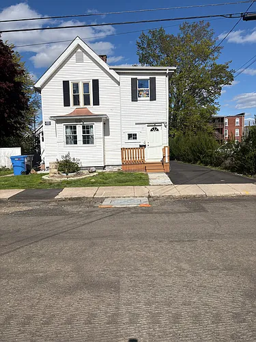 32 Williams St #32 Photo 1