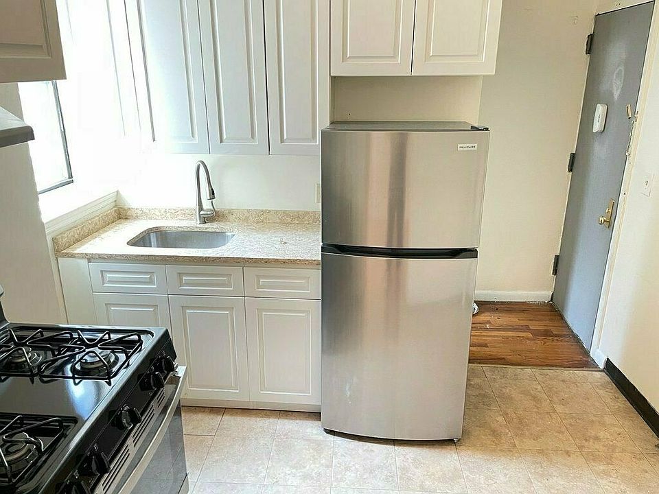 1st image of 462 E 115th St #5W