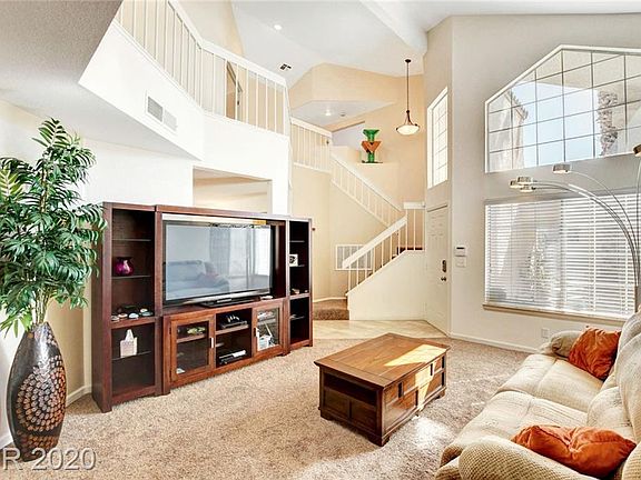 5th image of 8316 Shore Breeze Dr