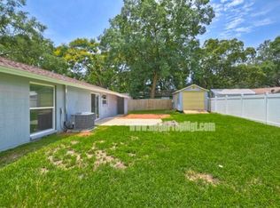 608 Highview Ter N, Brandon, FL 33510