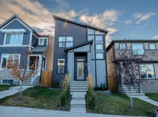 250 E Aquila Way NW, Calgary, AB T3R 1Z9