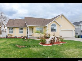 1003 Oxford Dr, Ogden, UT 84403