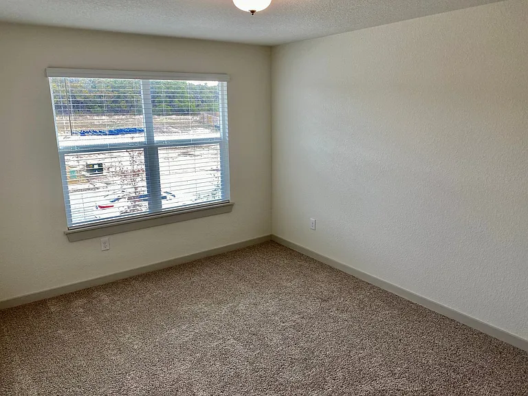 10210 Criswell Rd — Photo 23