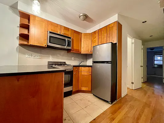 Rented by J Misrahi Realty Corp | media 17