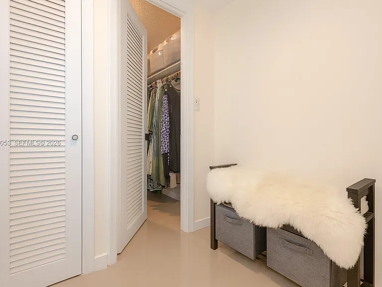 5750 Collins Ave #3J — Photo 11