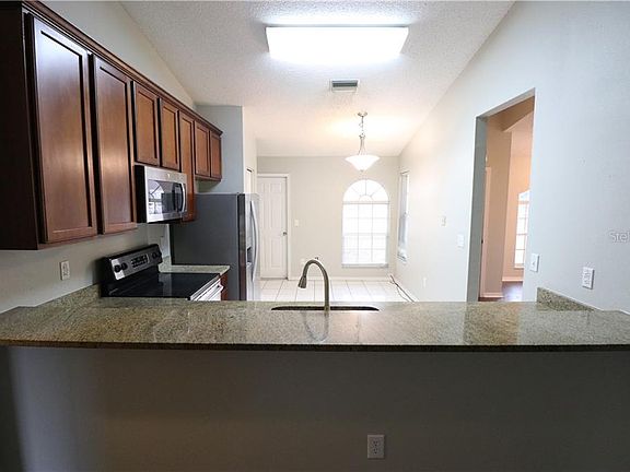 3rd image of 4706 Breeze Ave