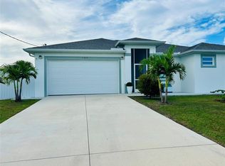 1045 N Naples St, LaBelle, FL 33935
