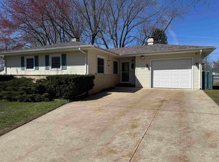 1964 Masters St, Beloit, WI 53511