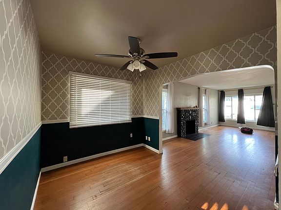 4th image of 5031 Yakima Ave