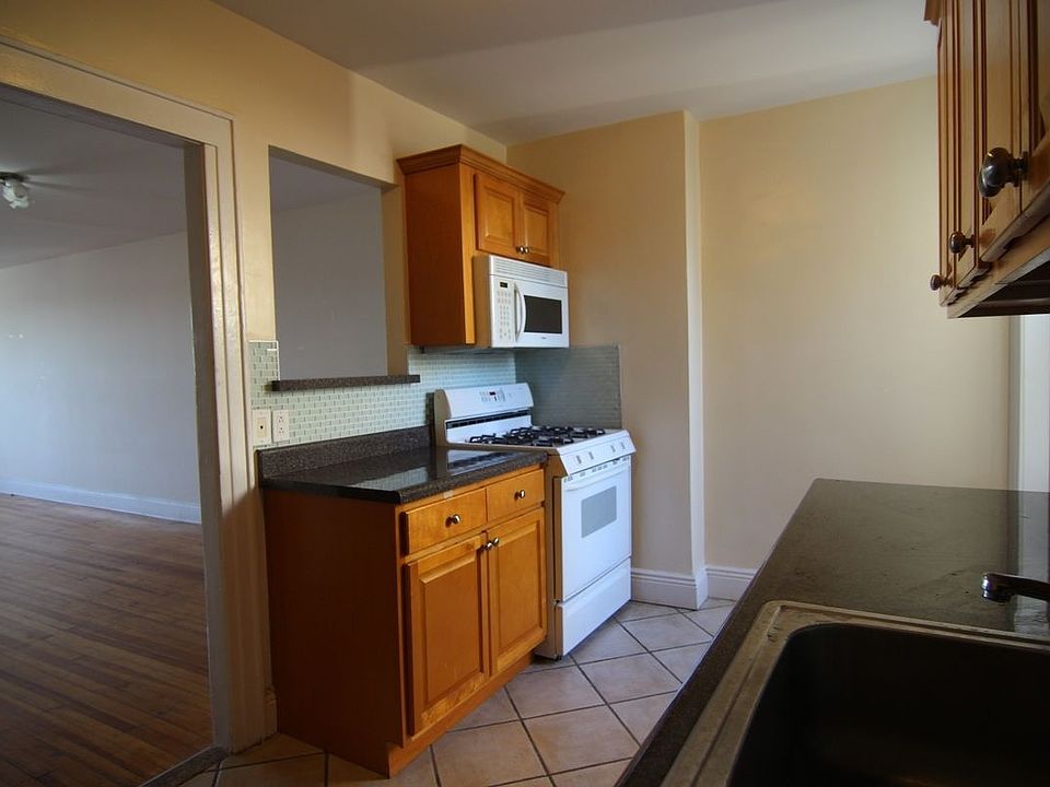 1st image of 28-28 47th St #L