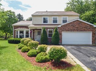 1384 Marble Hill Dr, Lake Zurich, IL 60047