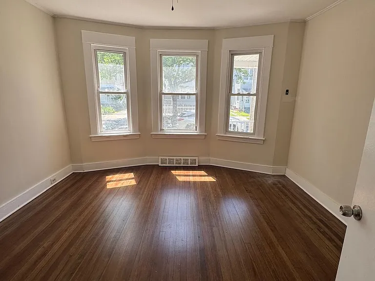 135 Washington Ave #1 — Photo 6