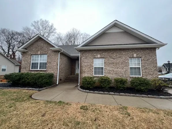 2650 Alex Overlook Way, Clarksville, TN 37043