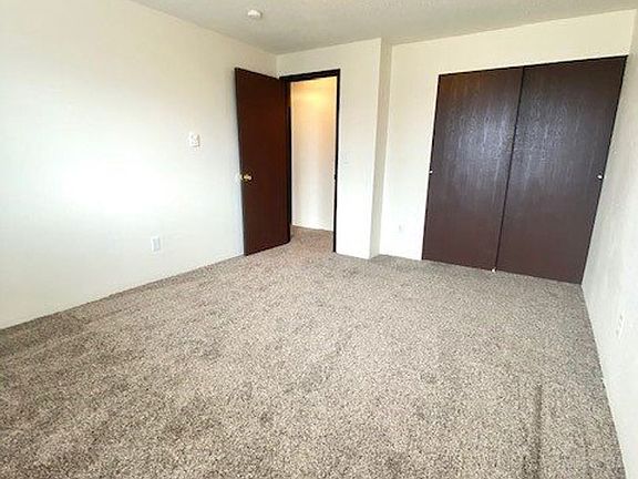 5th image of 21622 29th Ave S #2