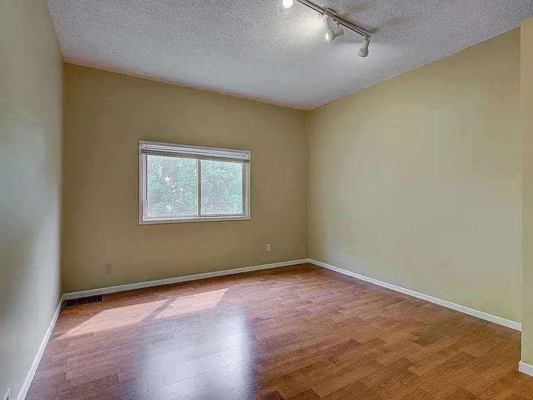 3324 Colfax Ave S #2 — Photo 7