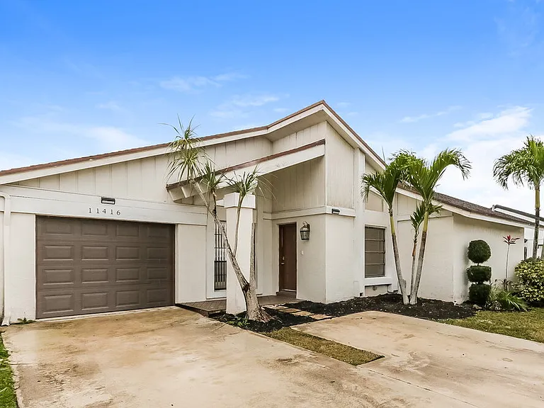 11416 Whisper Sound Dr — Photo 3