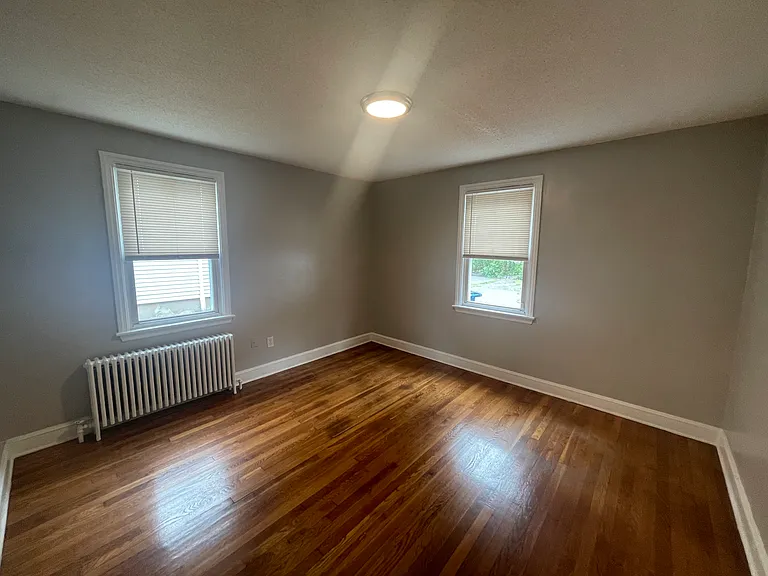 111 Sheldon Ter #1L — Photo 14