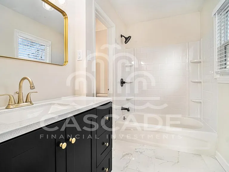 403 NW Village Dr — Photo 9